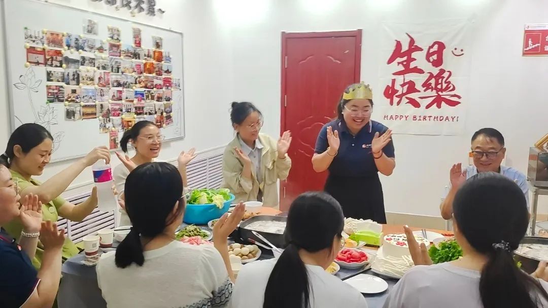 思昂律所六月生日会甜蜜来袭